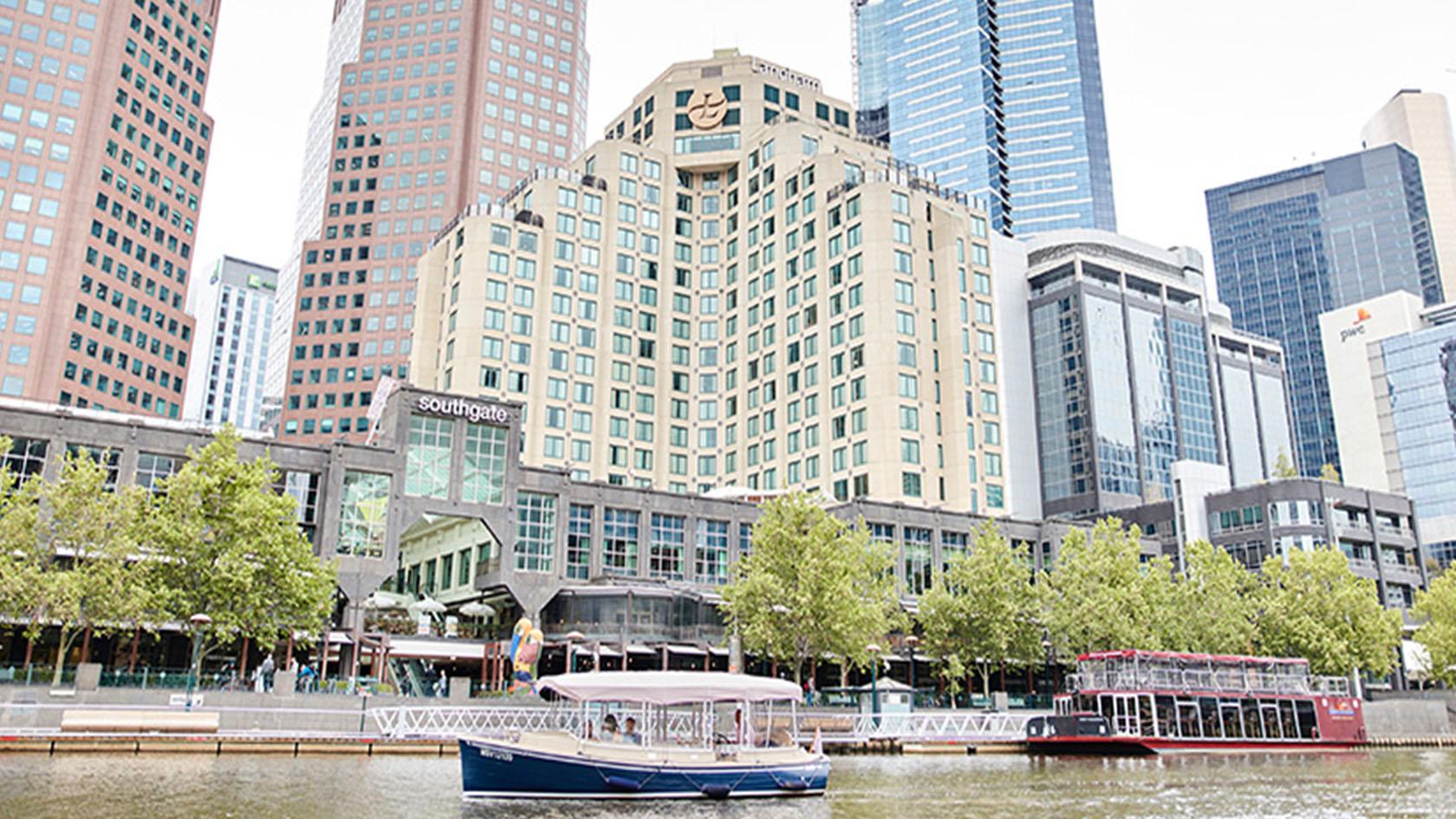 墨尔本朗廷酒店 外观 照片 The hotel in 2011